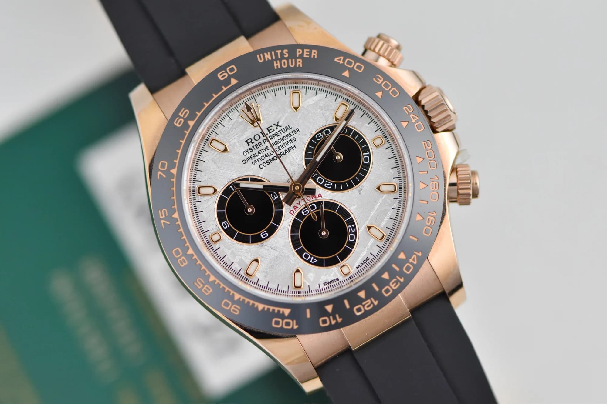 Rolex Cosmograph Daytona — Moon Phase archive photograph 275