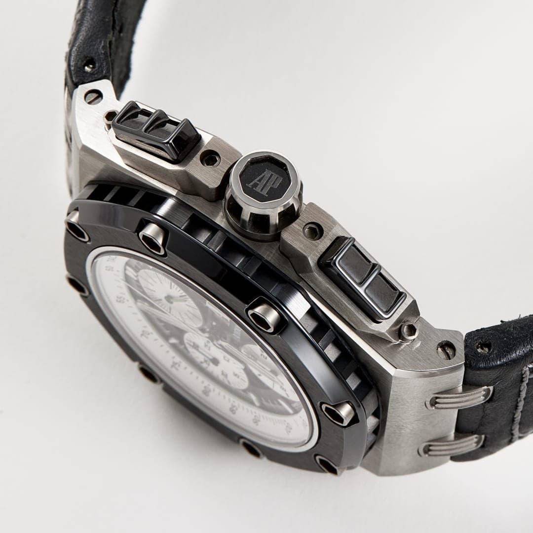 Audemars Piguet Royal Oak Offshore "Barrichello II" Titanium Black Dial 42mm photo 3