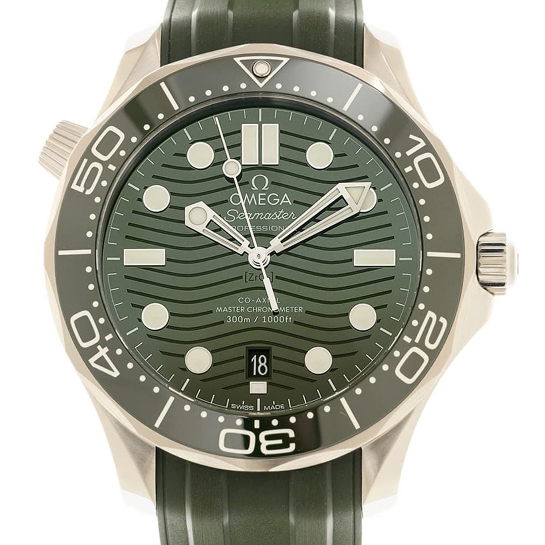 Omega Seamaster Diver 300m Steel Green Dial 42mm